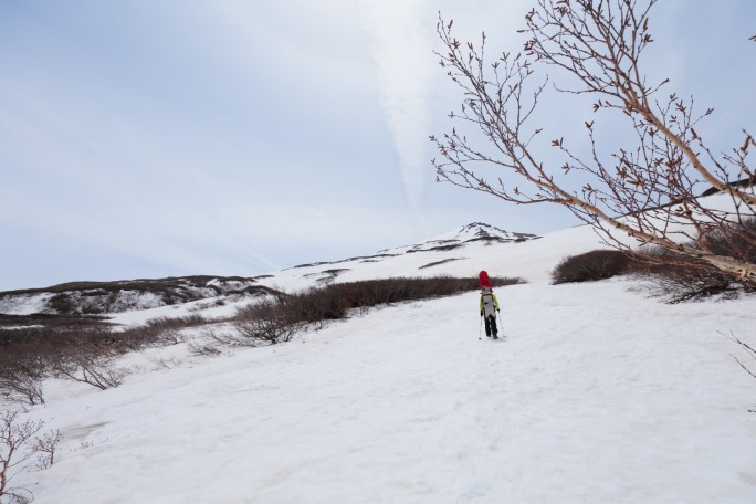 七ツ釜避難小屋東側の雪渓